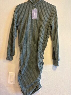 Ribbed Long Sleeve Midi Dress in Heather Olive